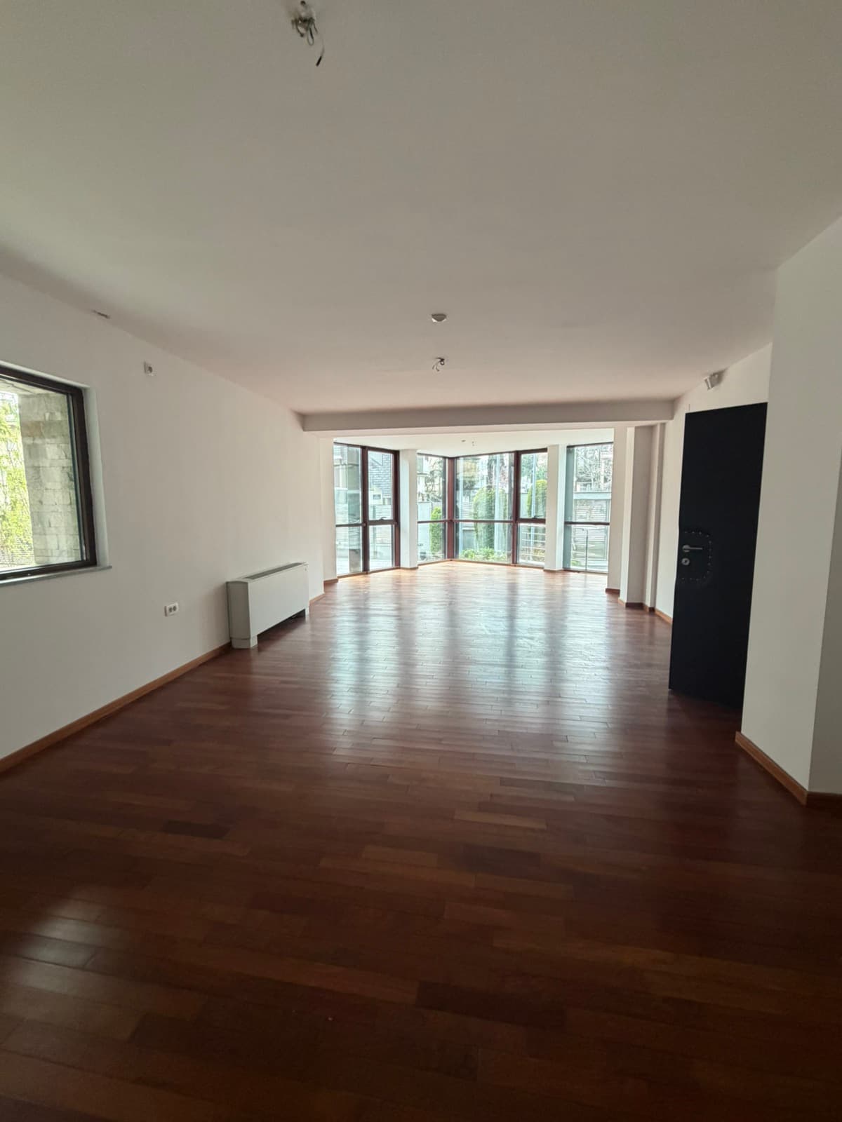 House 560m² in Crniche - For Rent - Crniche - Image 8