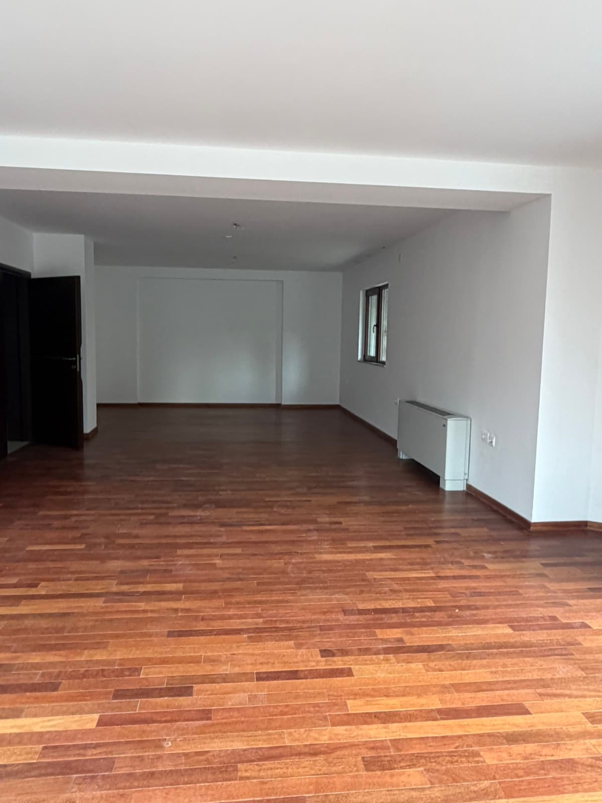 House 560m² in Crniche - For Rent - Crniche - Image 9