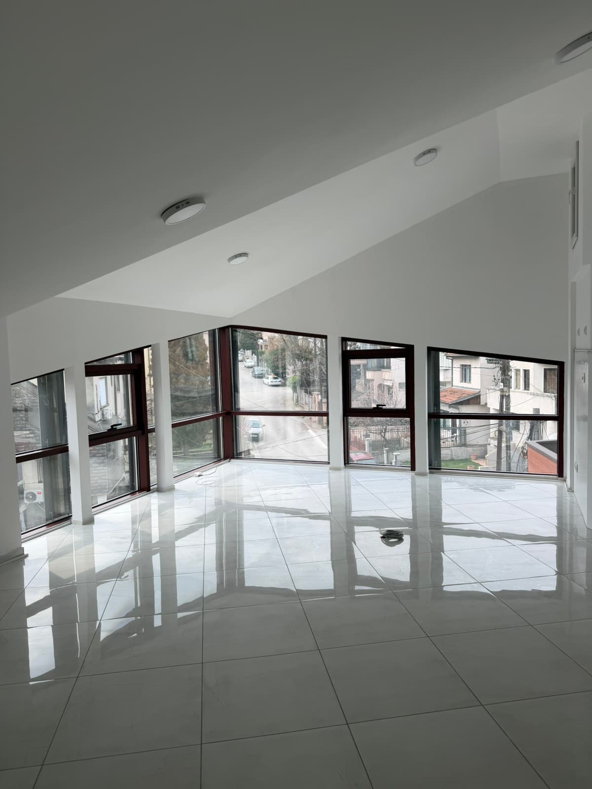 House 560m² in Crniche - For Rent - Crniche - Image 23