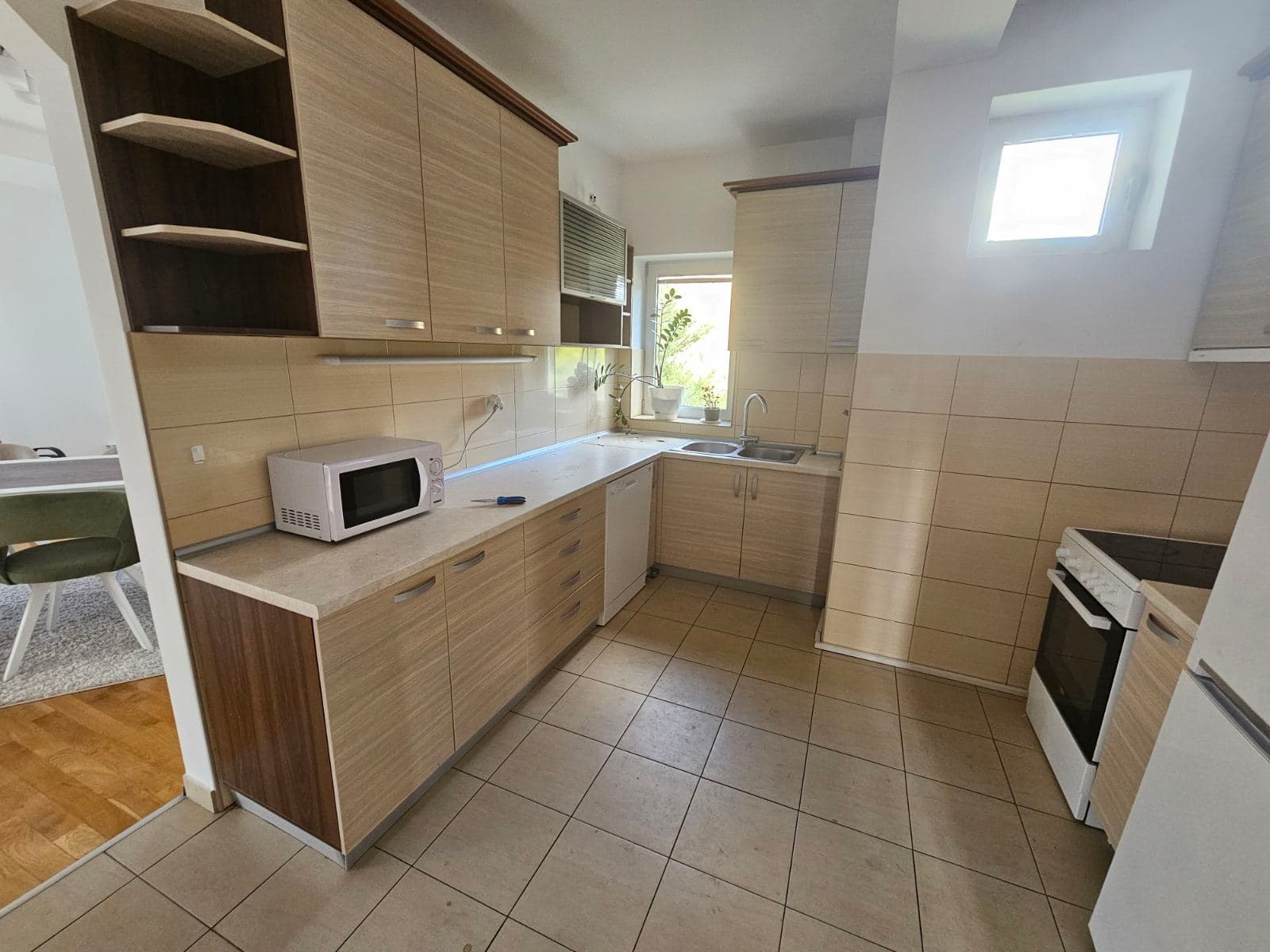 House 300m² in Bardovci - For Rent - Bardovci - Image 5