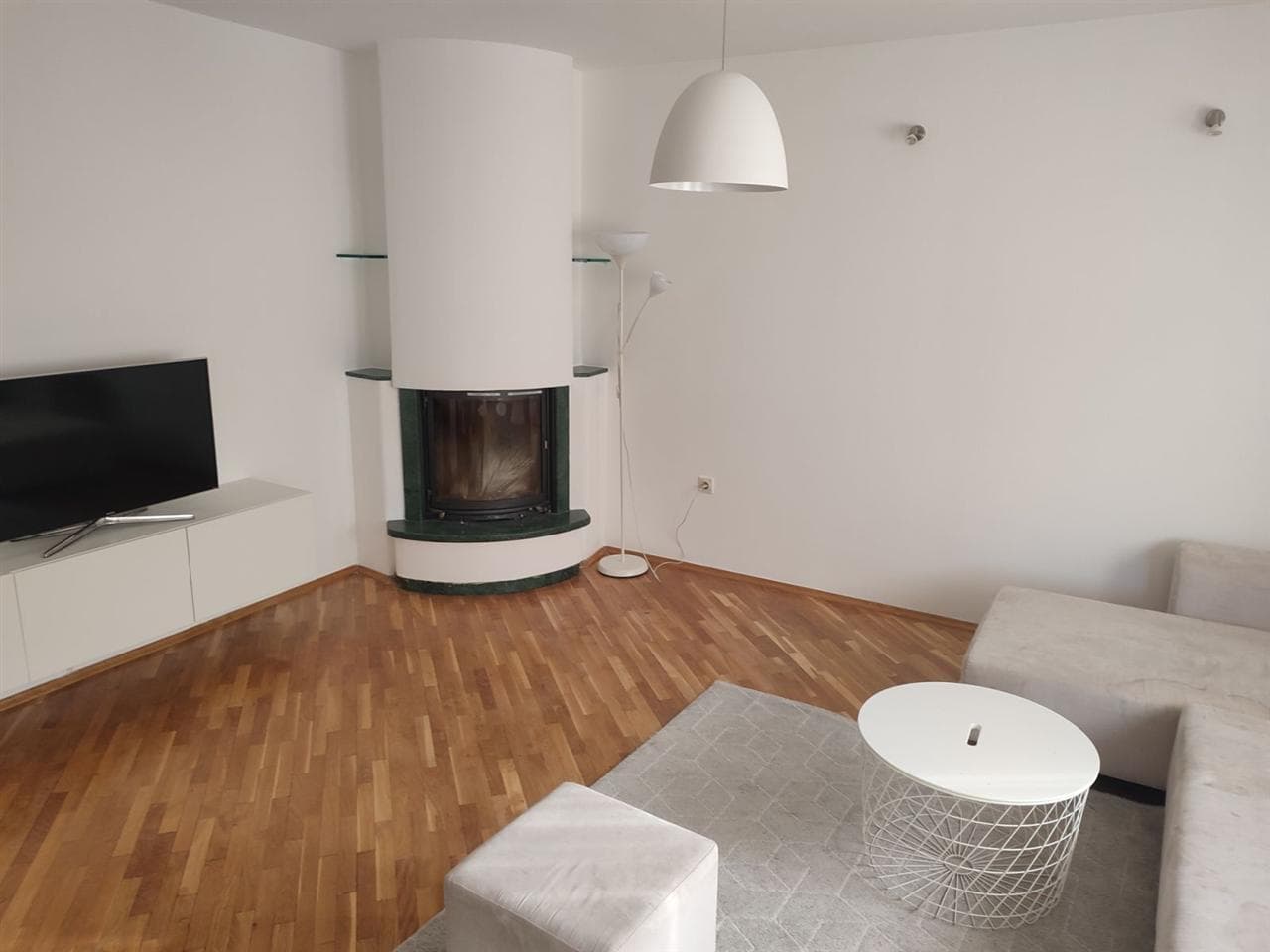 Стан 85м2 во Центар - 2