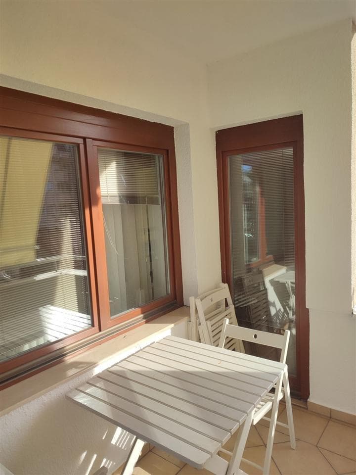 Стан 85м2 во Центар - За Изнајмување - Центар - Слика 8