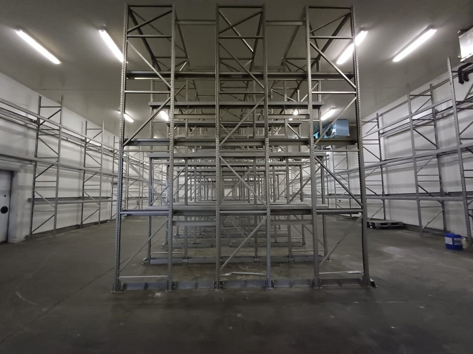 Industrial and logistics facilities for sale in Shuto Orizari - For Sale - Image 26