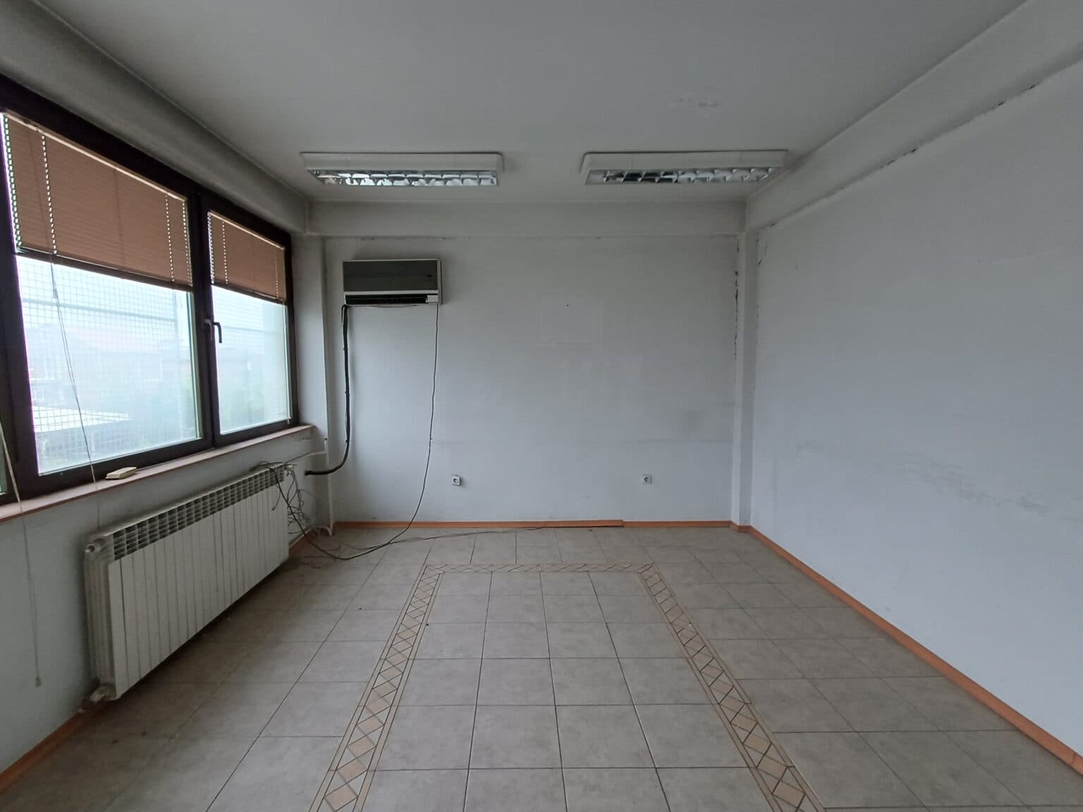 Industrial and logistics facilities for sale in Shuto Orizari - For Sale - Image 6