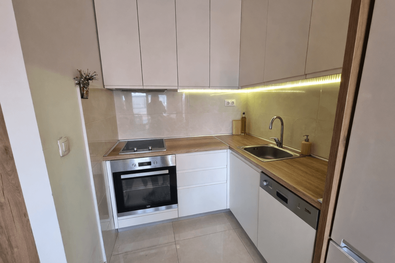 Стан 41м2 во Тафталиџе - За Изнајмување - Карпош - Слика 4