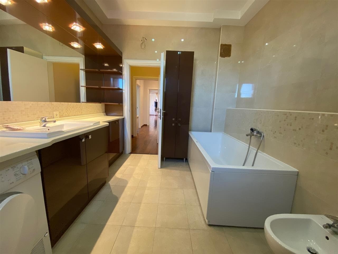 Модерен стан 125м2 во Црниче - За Изнајмување - Црниче - Слика 8