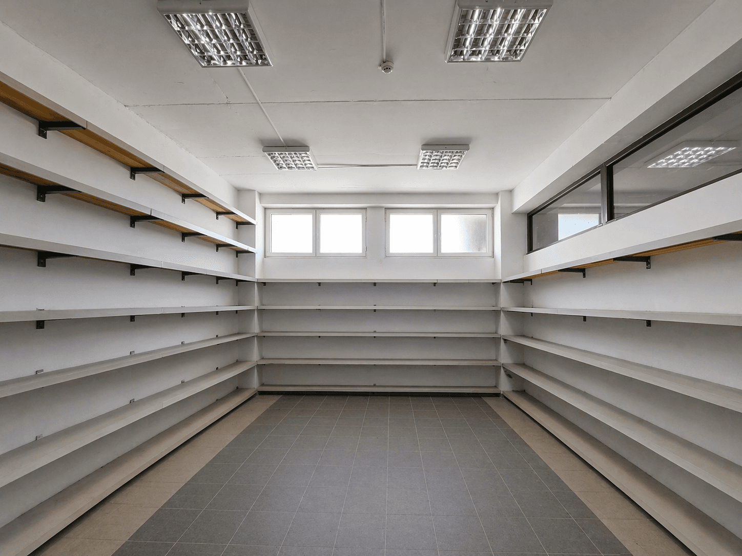 Се изнајмува ексклузивен деловен објект - За Изнајмување - Скопје - Слика 15