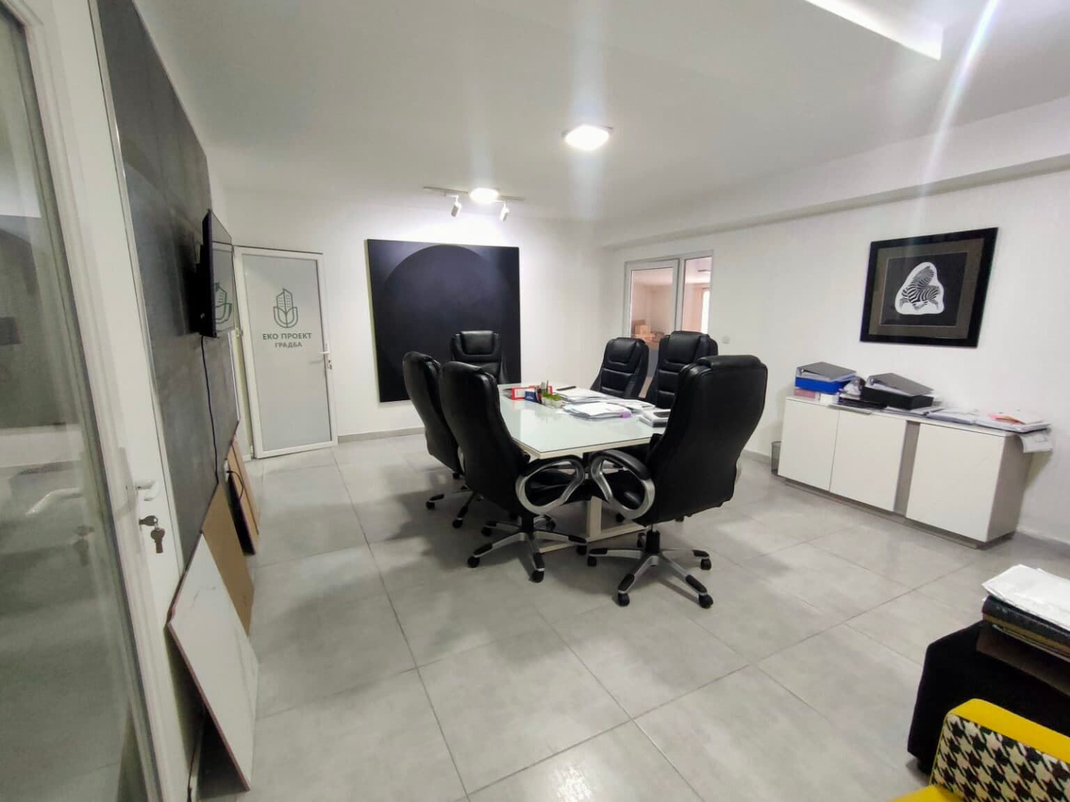 Деловен простор за продажба во Кисела Вода - 2