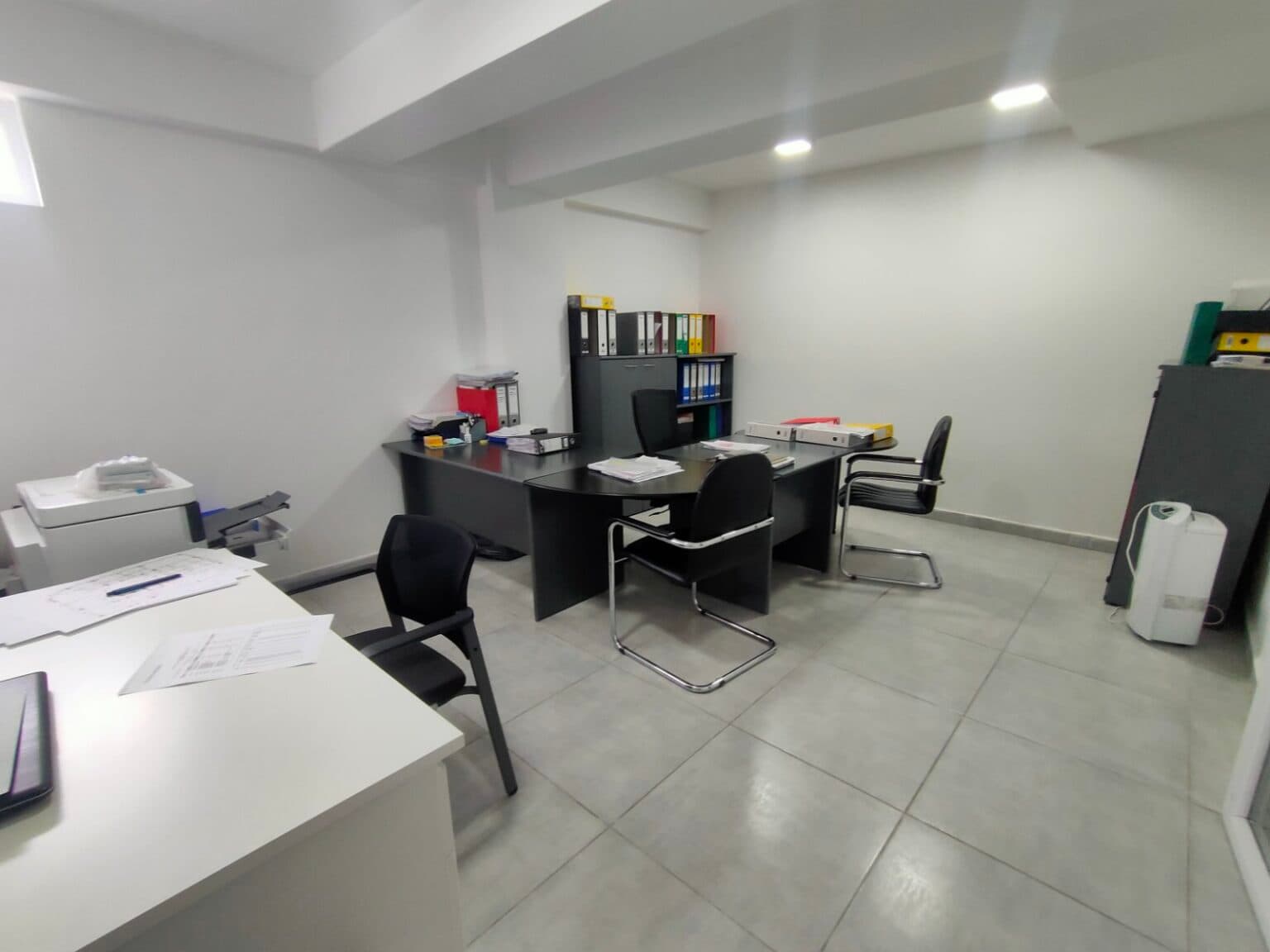 Деловен простор за продажба во Кисела Вода - Слика 6