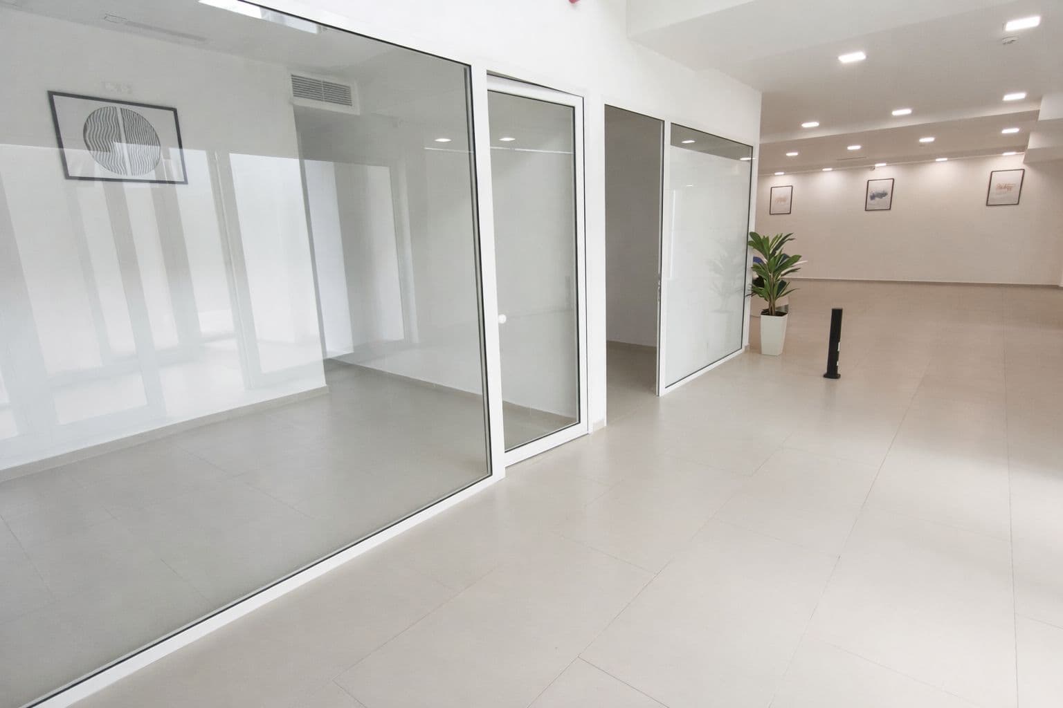 Се изнајмува деловен простор во Карпош - Слика 7