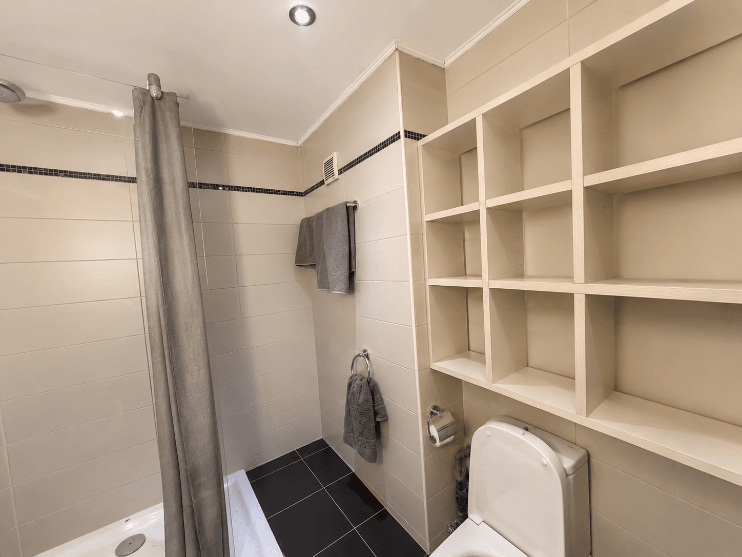 Apartment 115m2 in Center - For Rent - Skopje - Image 14