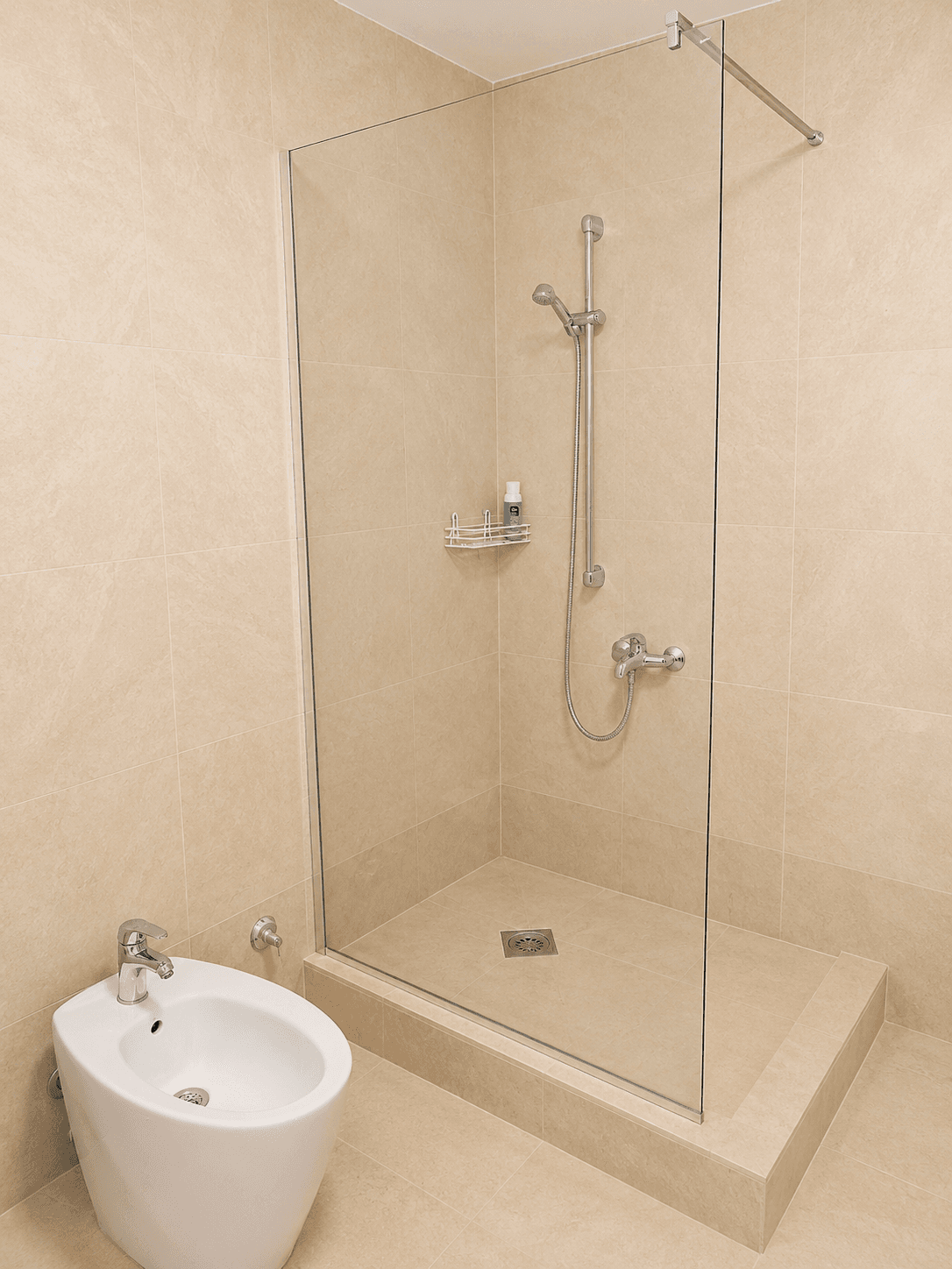 Office space for rent in Park Residence - For Rent - Skopje - Image 8