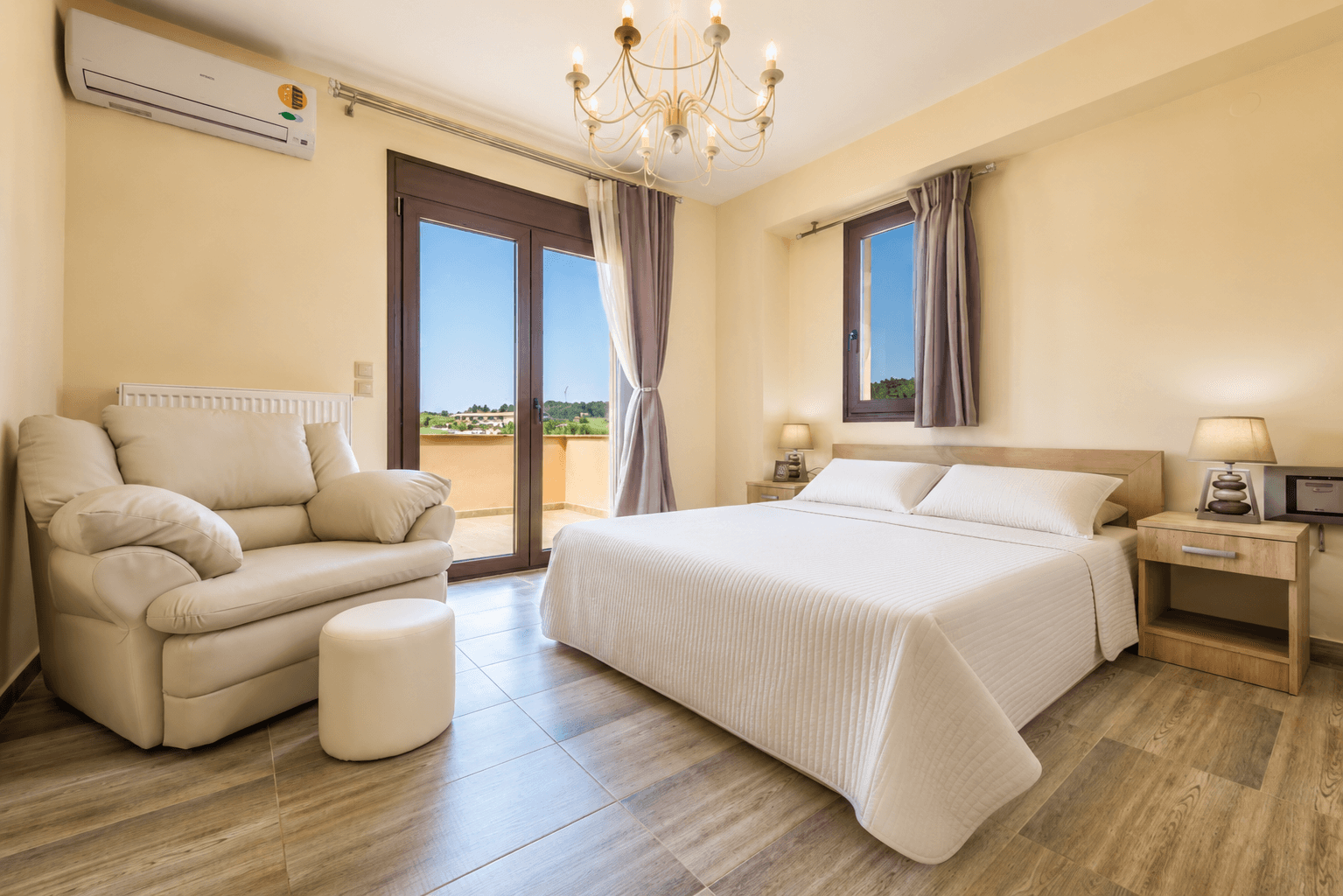 Modern and comfortable villa in Sunny Beach - For Sale - Greece - Image 15
