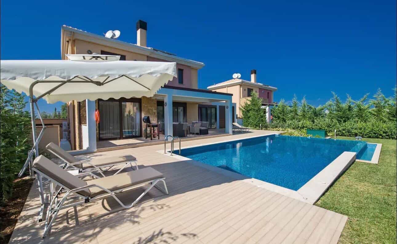 Modern and comfortable villa in Sunny Beach - For Sale - Greece - Image 4