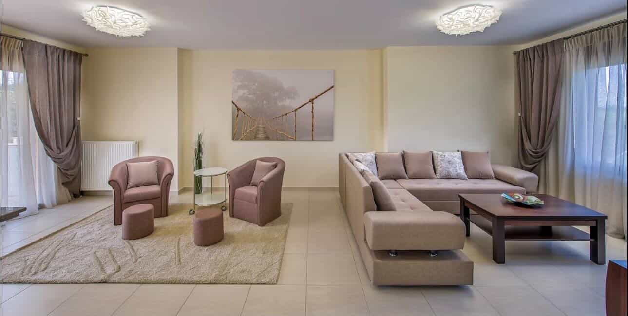 Modern and comfortable villa in Sunny Beach - For Sale - Greece - Image 9