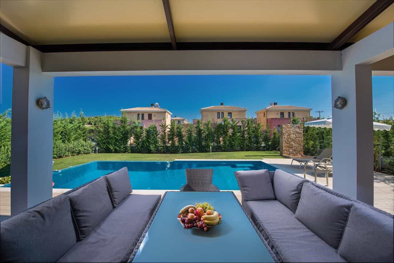 Modern and comfortable villa in Sunny Beach - For Sale - Greece - Image 12