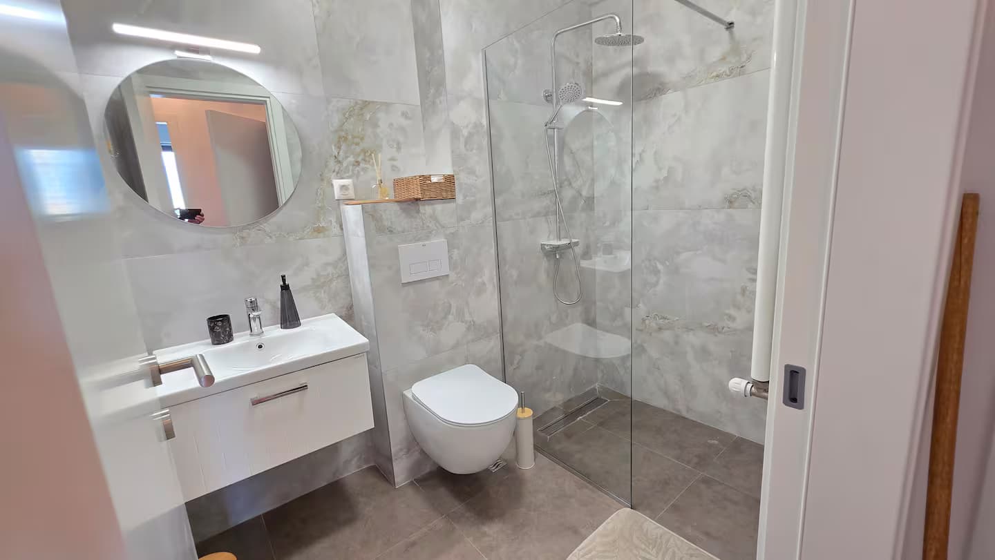 Fully furnished apartment in Grand River - For Rent - Skopje - Image 6