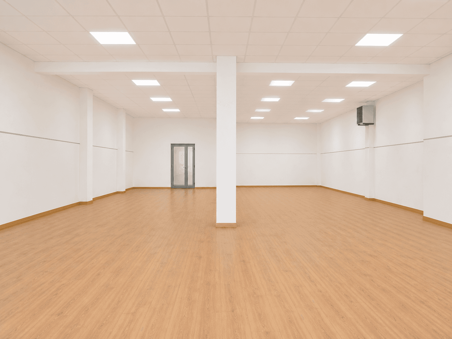 Деловен простор од 1.150 м² во индустриска зона Пинтија - 3