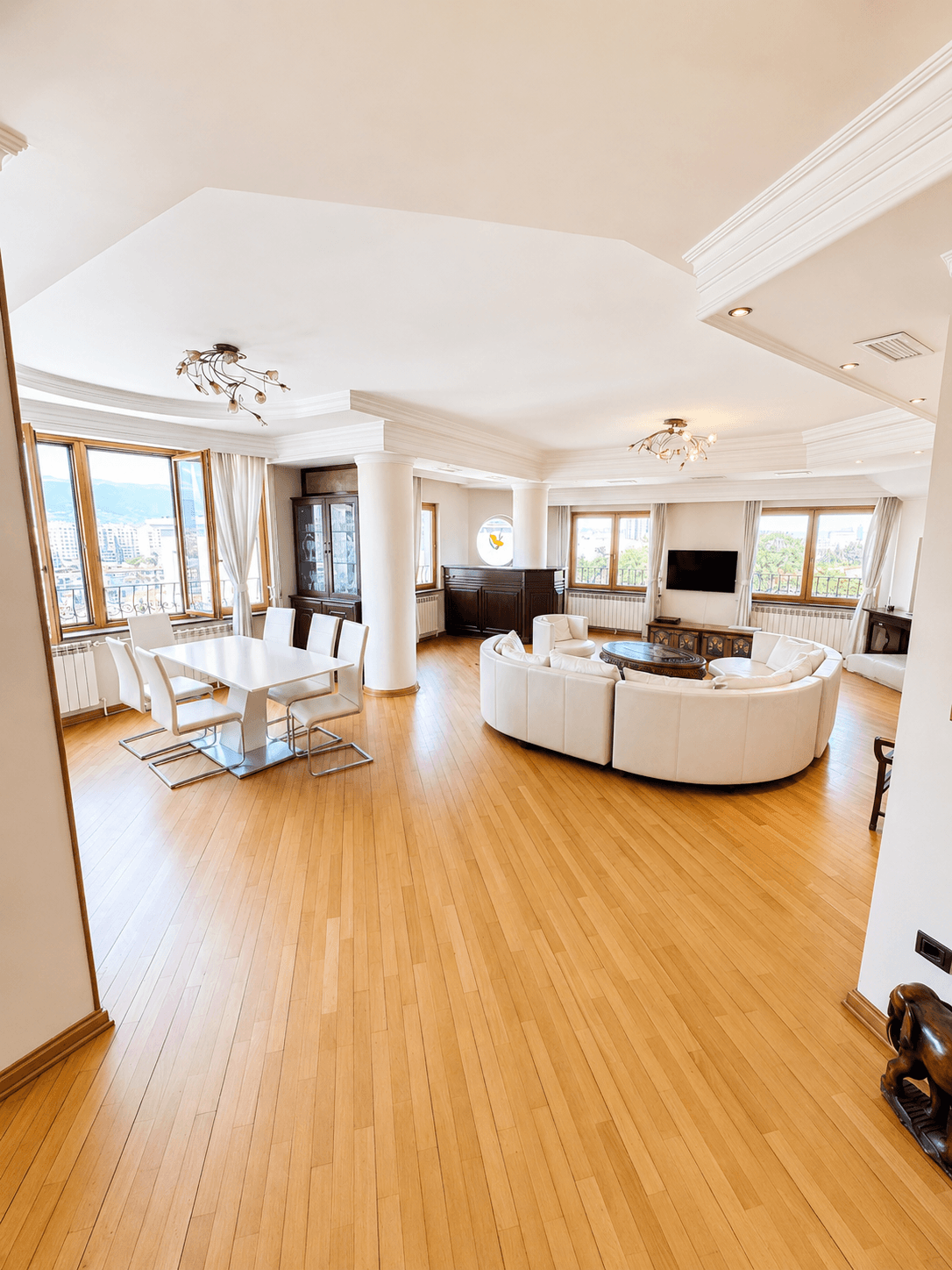 Apartment 170m2 in Center - For Rent - Skopje