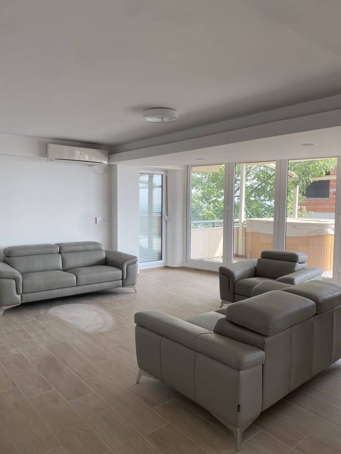 Brand-new apartment in Vodno with a spacious terrace - For Sale - Vodno - Image 5