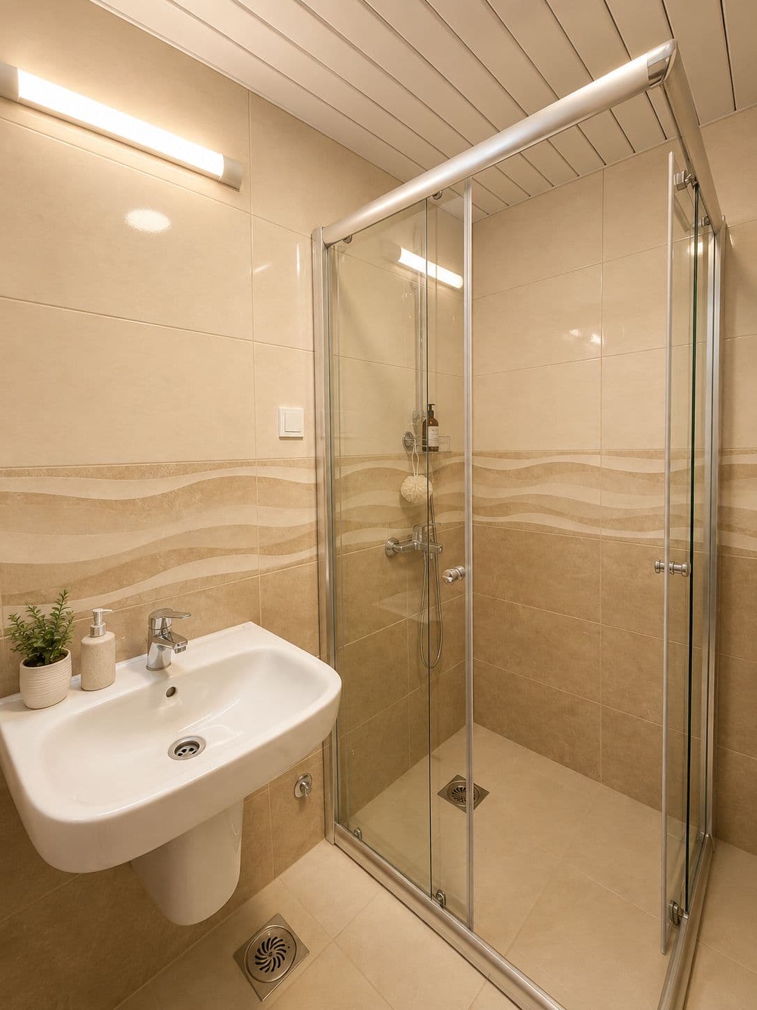 Се продава трособен стан од 87 м² нов и невселуван во Козле - За Изнајмување - Водно - Слика 4