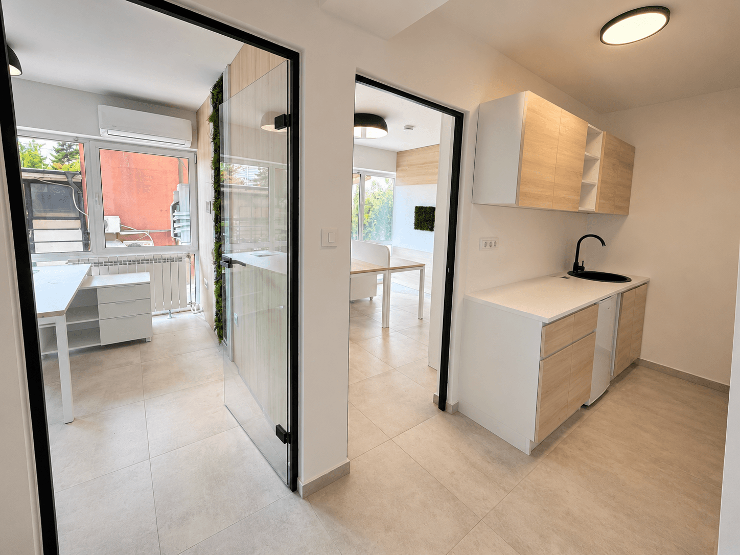 Се продава деловен простор 110 м² целосно опремен - За Продажба - Скопје - Слика 8