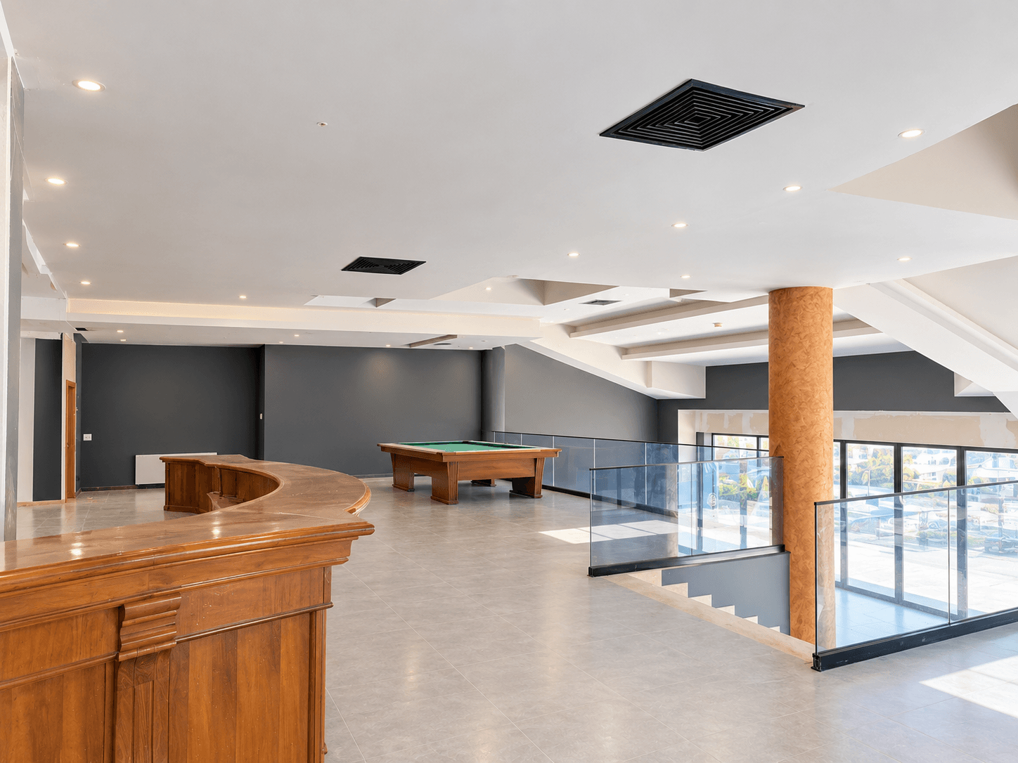 Commercial Space for Rent  618m² - For Rent - Kisela Voda - Image 4