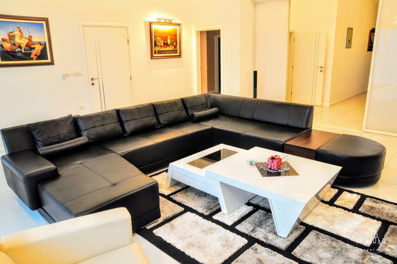 Luxuriöse eingerichtete Wohnung in Centar zum Mieten - За Изнајмување - Центар - Image 2
