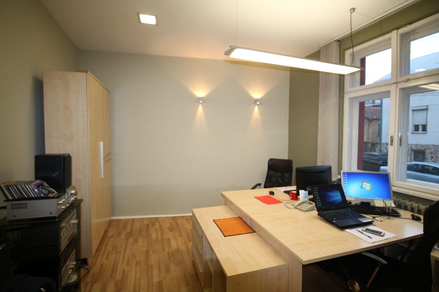 Neuer Geschäftsraum im Zentrum - За Изнајмување - Центар - Image 1