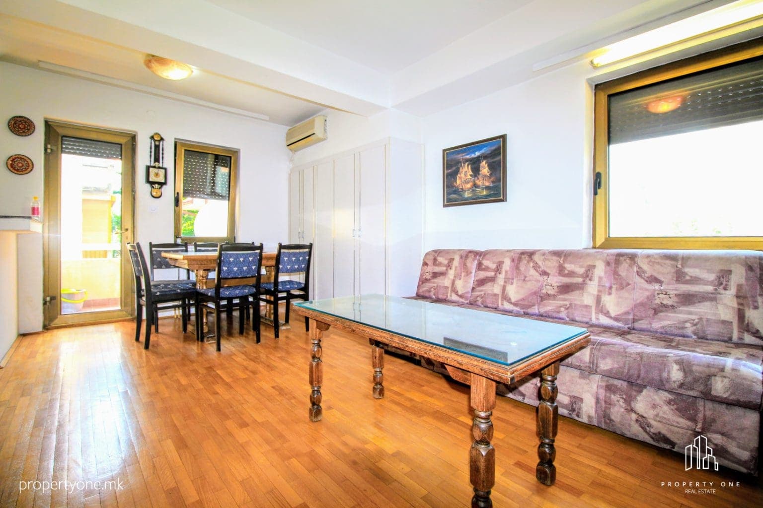 Wohnung mit zwei Schlafzimmern in Debar Maalo - За Изнајмување - Центар - Image 1