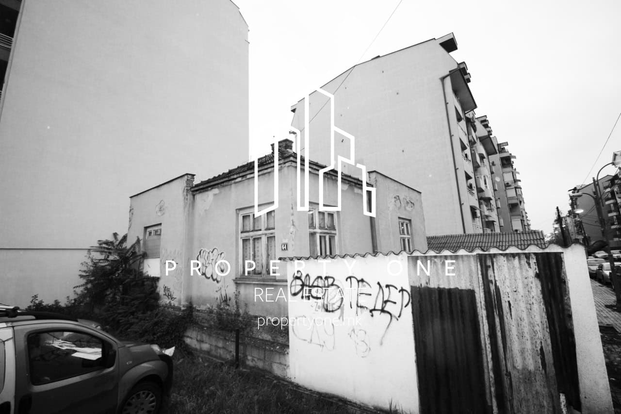 Plot on prime location with construction permission - For Sale - Centar - Image 3