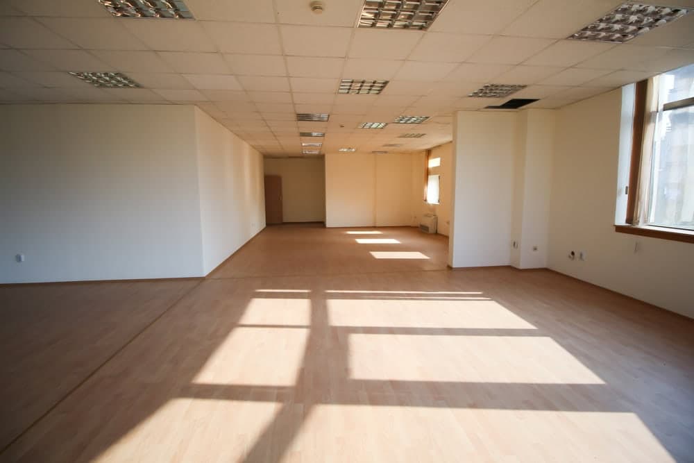 Office space in Aerodrom 1260m2 - For Rent - Aerodrom - Image 4