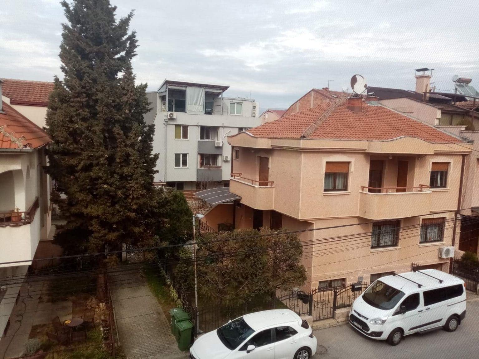 Куќа во Козле на мирна локација - За Изнајмување - Карпош - Слика 4