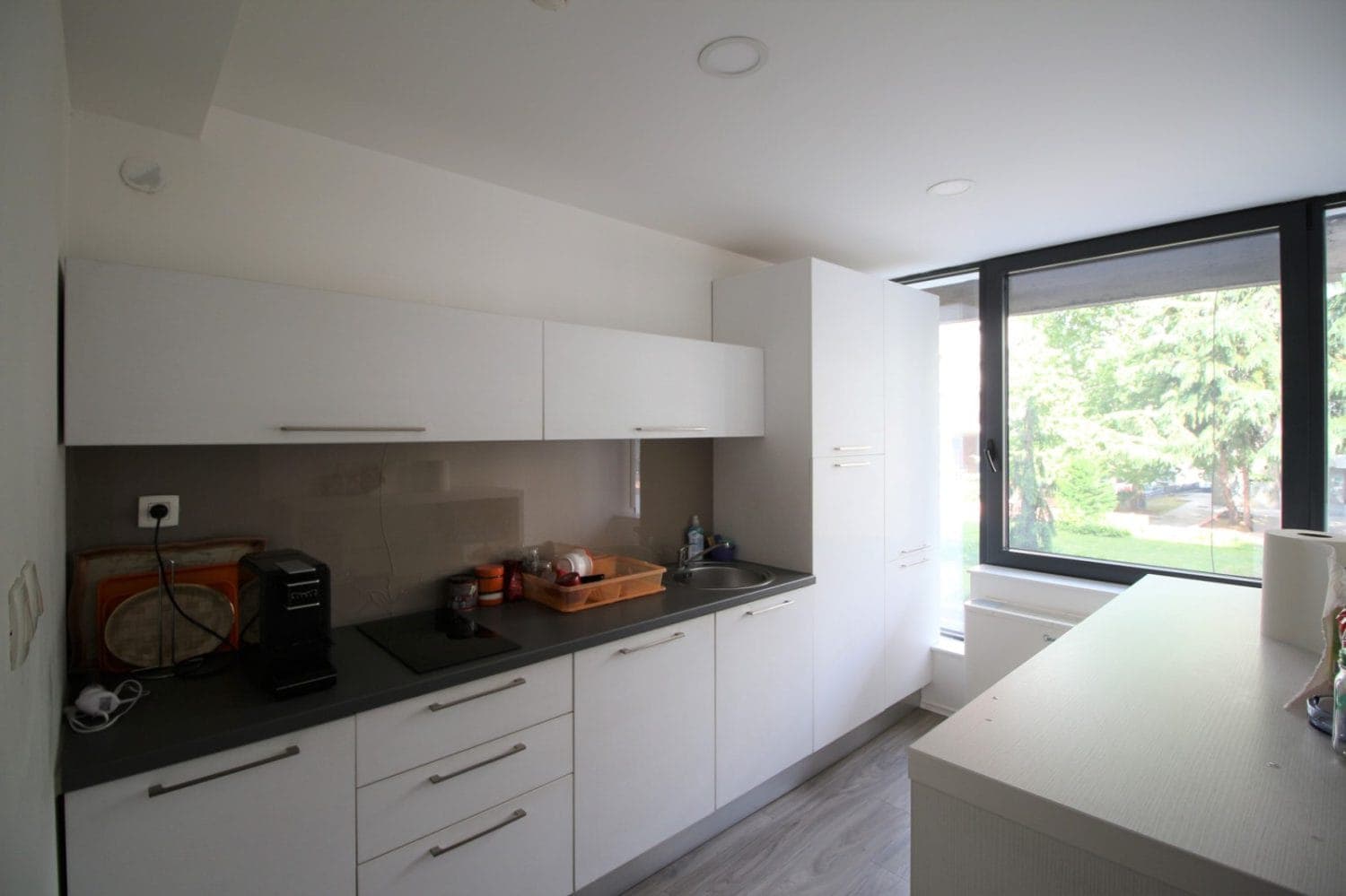 Деловен простор во Центар - За Изнајмување - Центар - Слика 3