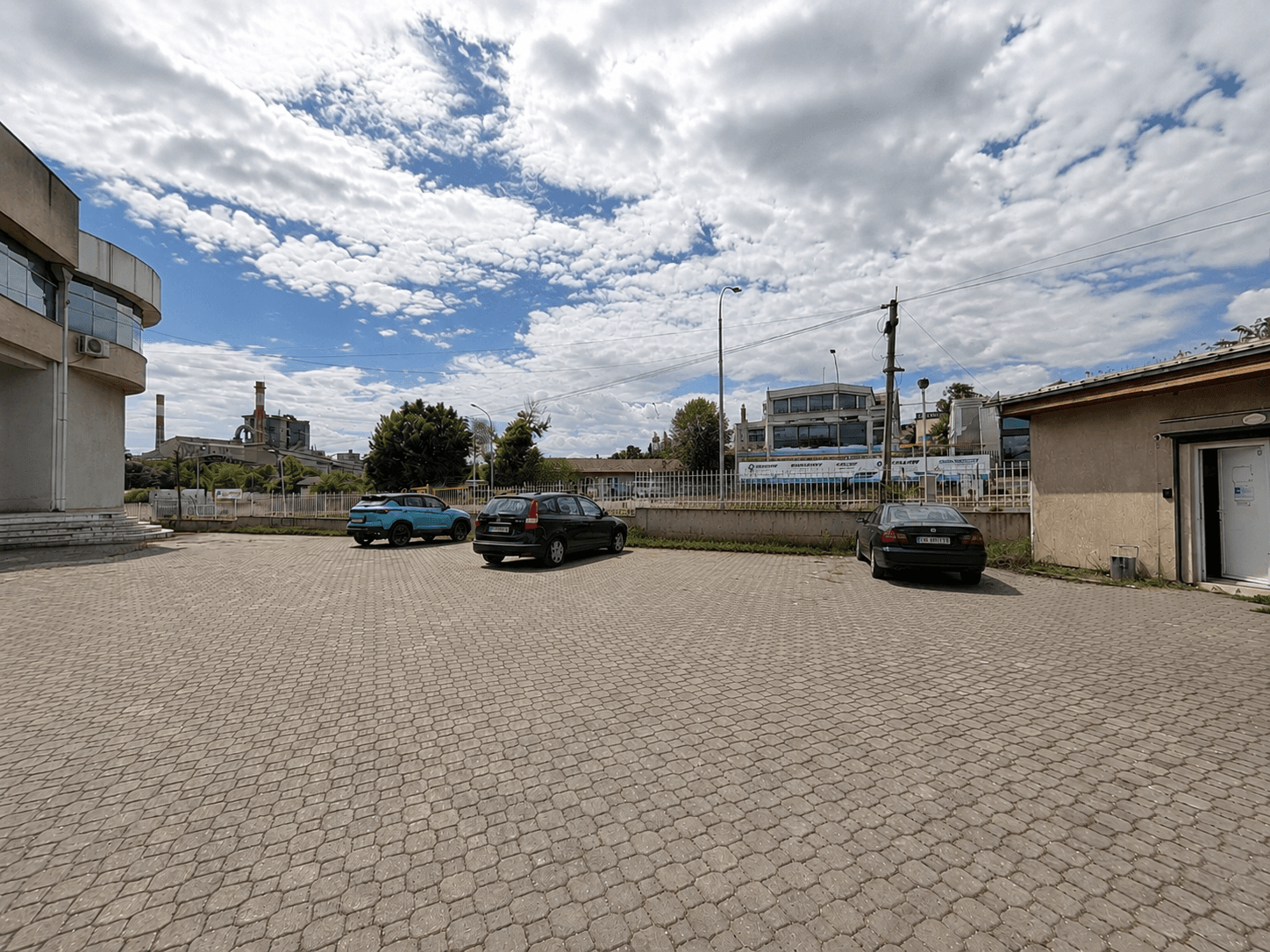 Warehouse and office space - 3