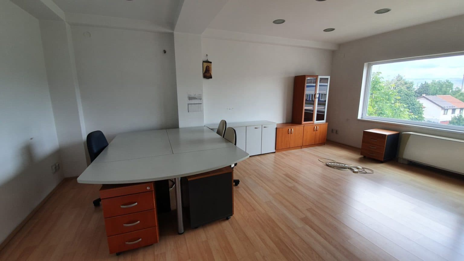 Business facility available for factory or warehouse - For Rent - Shtip - Image 2