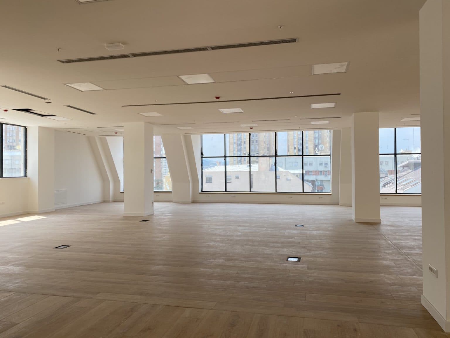 Exclusive business/office space in Centar - For Rent - Centar - Image 5
