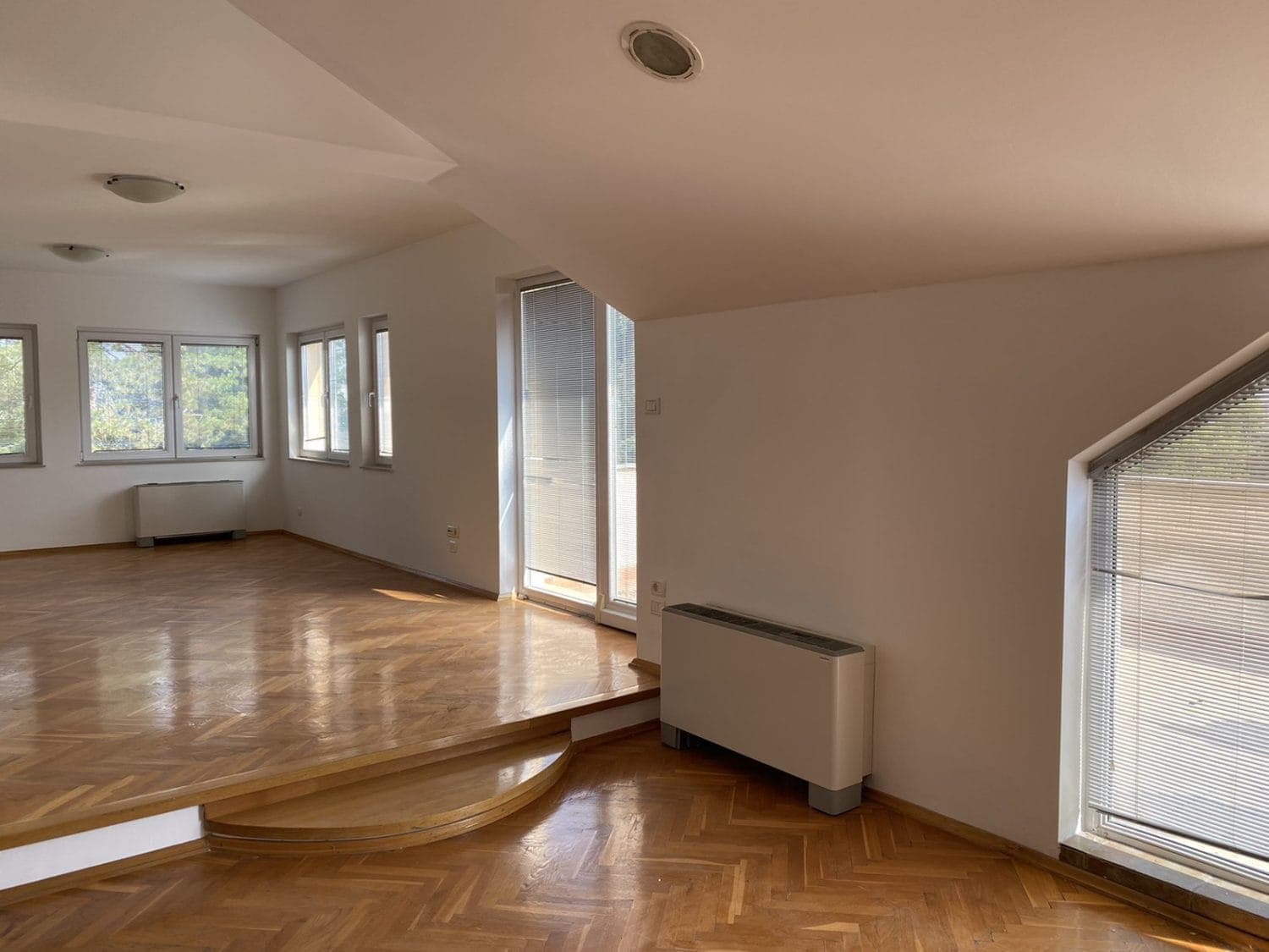 Exclusive house on Vodno - For Rent - Vodno - Image 19