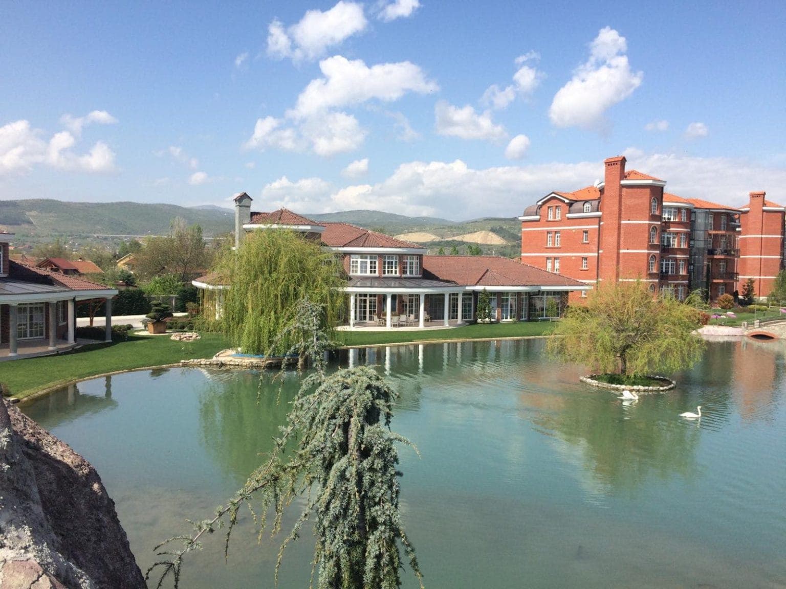 Exclusive and spacious house in private complex - For Rent - Cucer - Sandevo