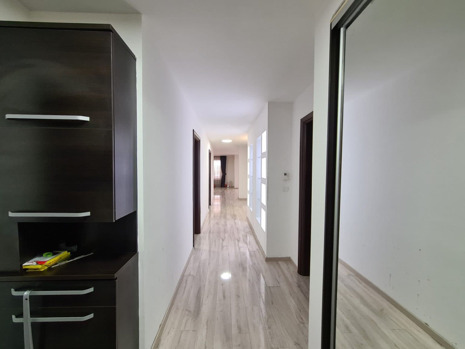 Стан 220м2 со прекрасен поглед - За Продажба - Водно - Слика 9