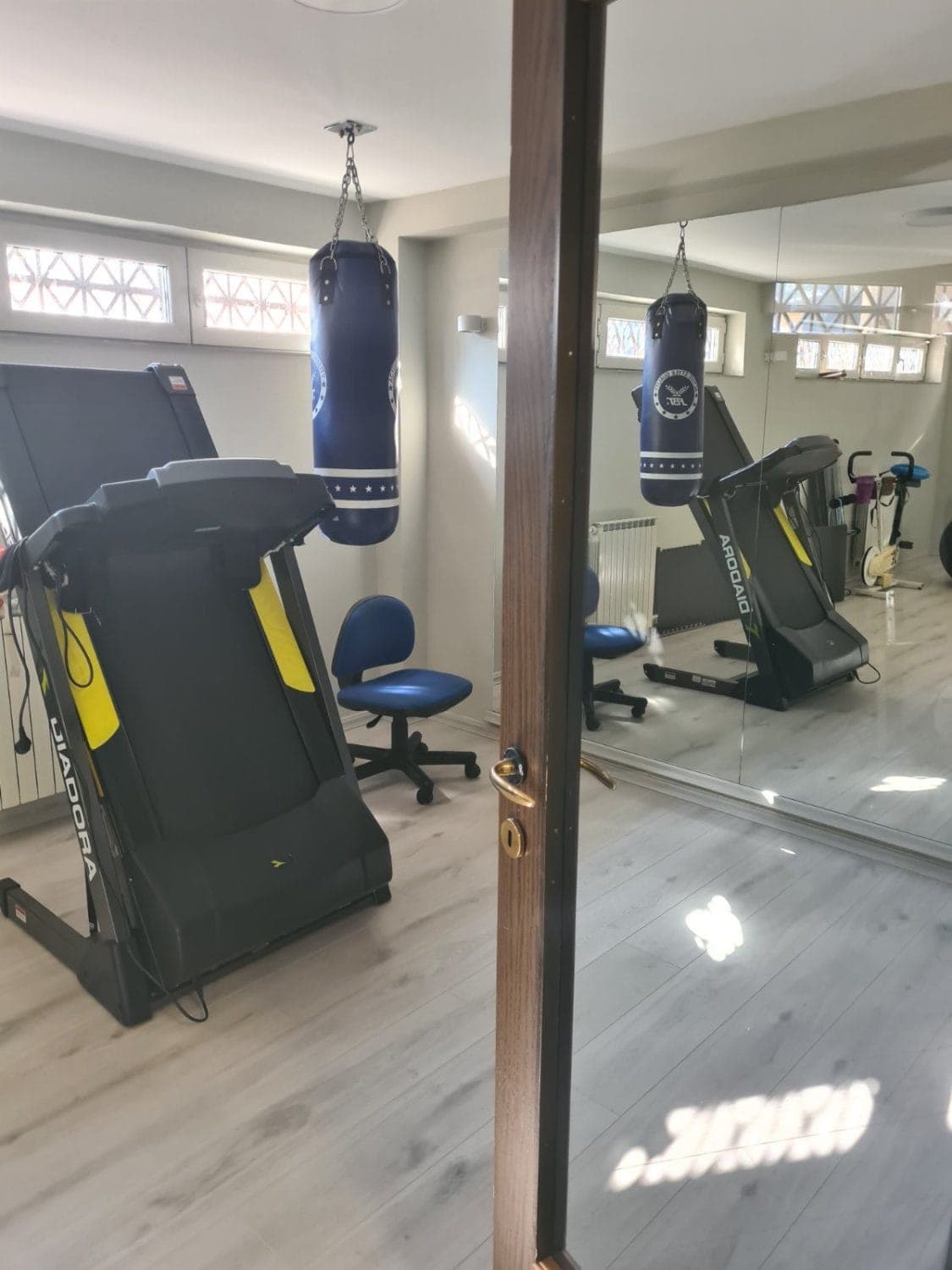 House 426m2 in Taftalidze - For Rent - Karposh - Image 14