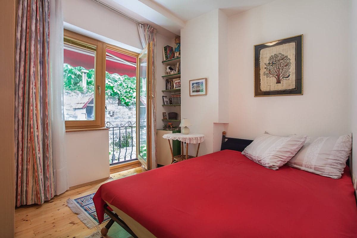 Comfortable house on Vodno - За Продажба - Центар - Image 8