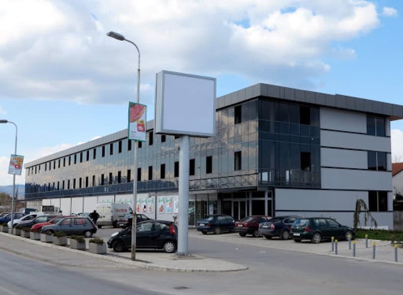 Office space 900m2 - For Rent - Zlokukjani - Image 1