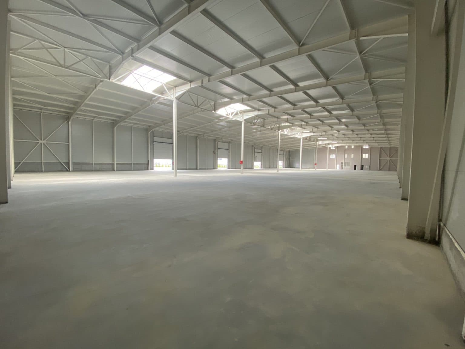 Деловен објект и хала во Визбегово - 3