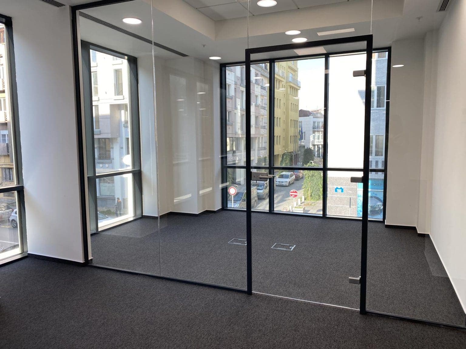 Exclusive business/office space in Centar - For Rent - Centar - Image 13