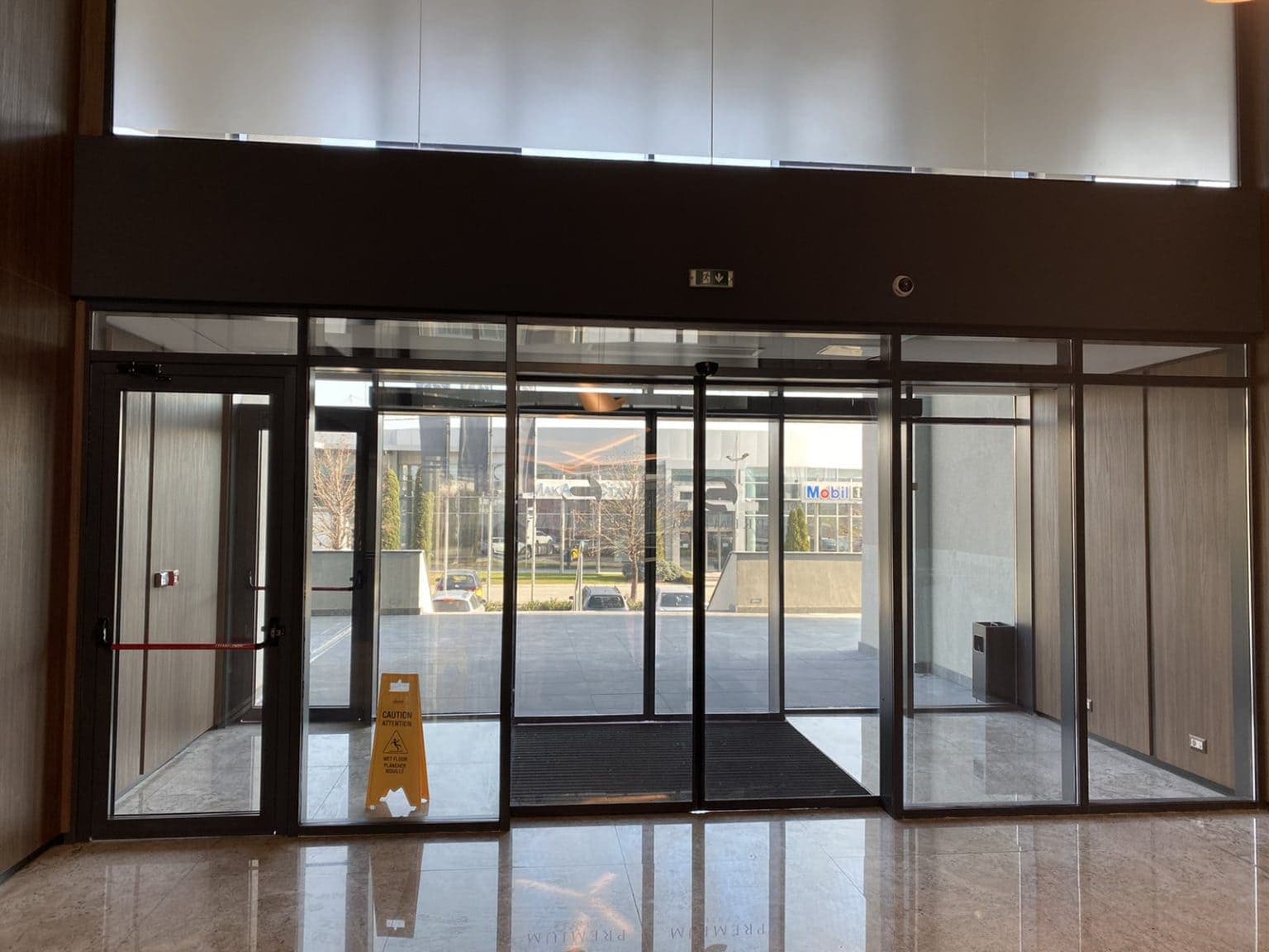 New luxurious business/office building - For Rent - Aerodrom - Image 11