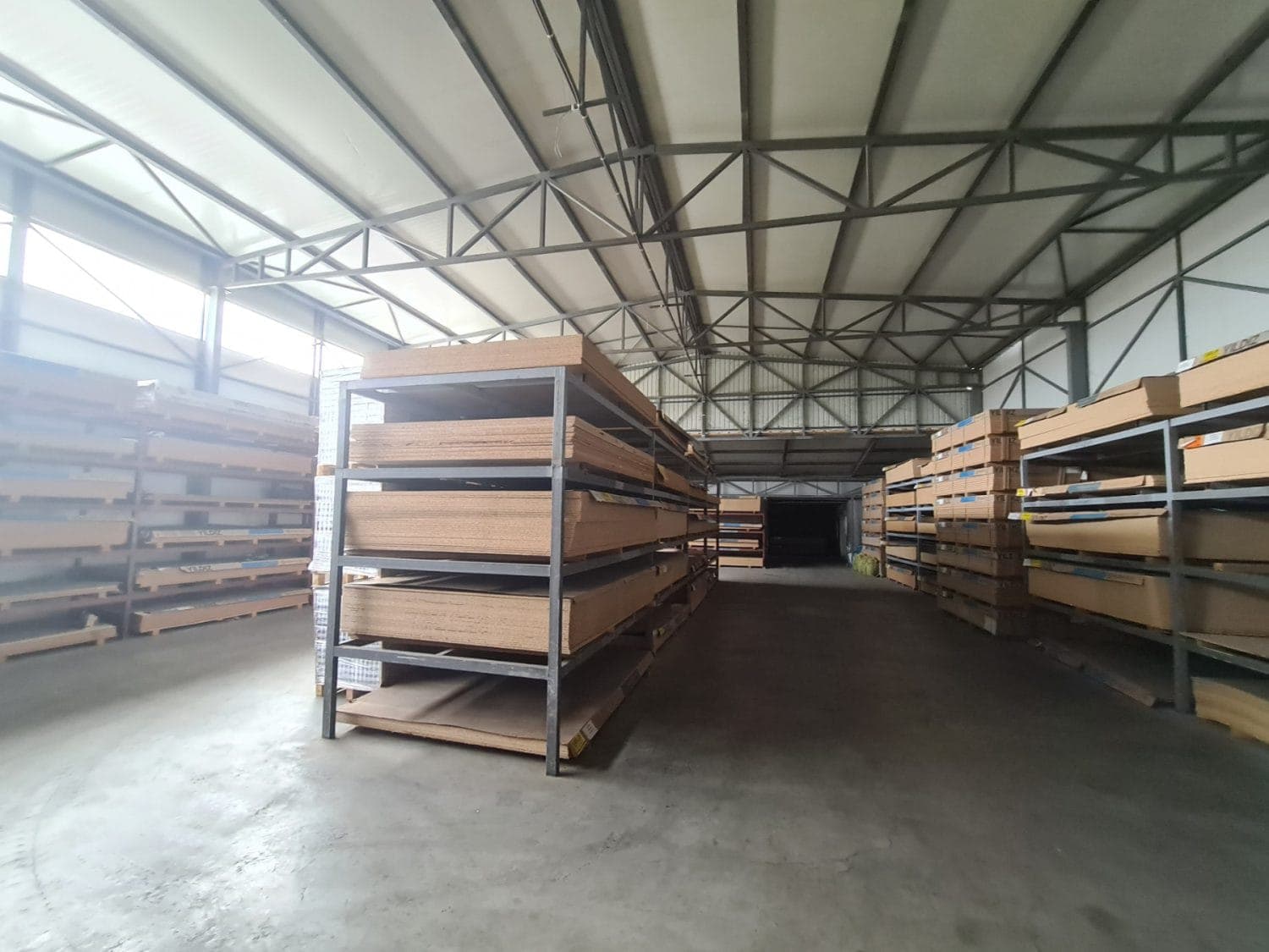 Се изнајмува деловен простор во Визбегово - За Изнајмување - Карпош - Слика 3