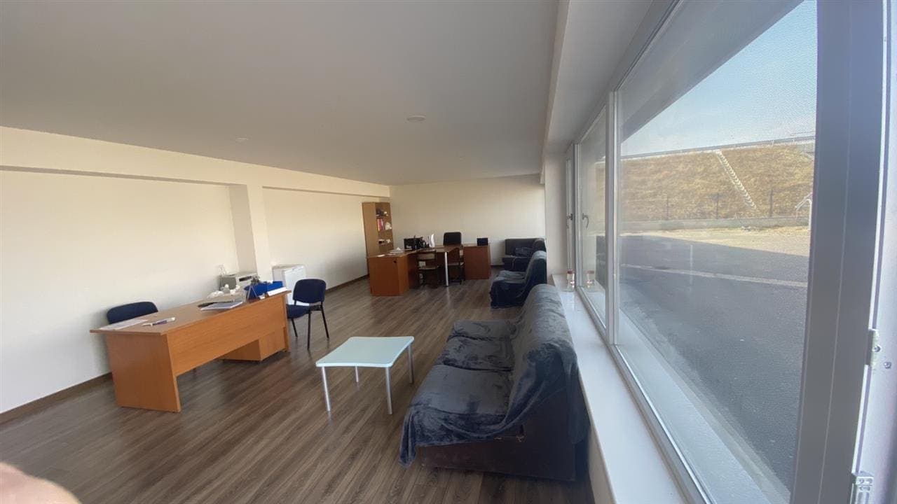 Warehouse for rent in Kadrifakovo - For Rent - Shtip - Image 6