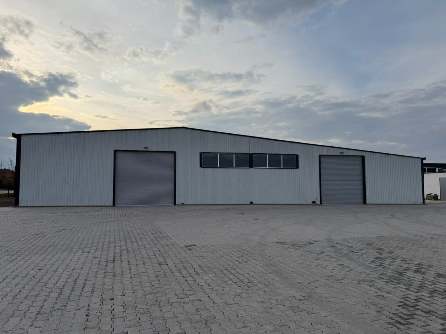 Warehouse for rent in Kadrifakovo - For Rent - Shtip - Image 4