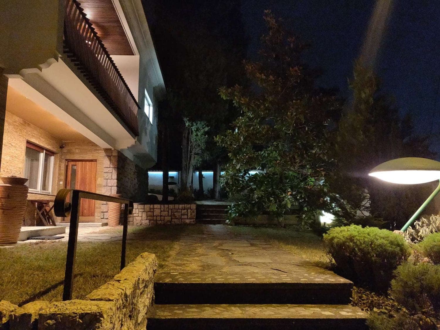 House with yard in Crniche - For Sale - Crniche - Image 9